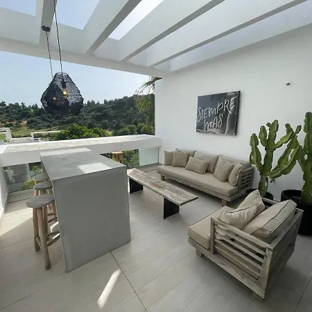 Siempre Mas Penthouse Atalaya Hills Golf Marbella 2 Large Bedrooms 4 Guests
