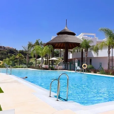 Apartment Siempre Mas Penthouse Atalaya Hills Golf Marbella 2 Large Bedrooms 4 Guests *